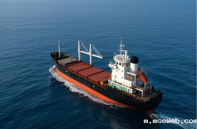 揭秘：为何框架箱海运在大型货物运输中不可或缺